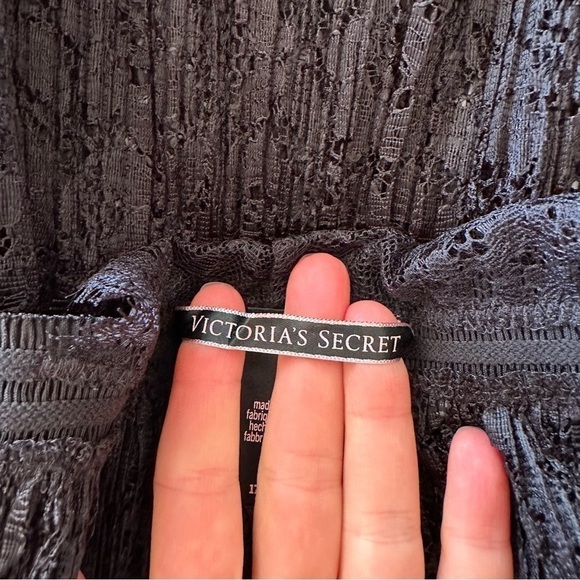 Victoria's Secret Black Lace Babydoll Chemise - Picture 8 of 11